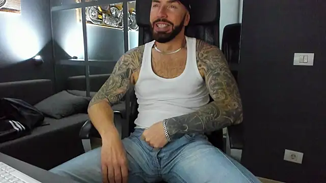 AronGrant online show from November 6, 10:18 am