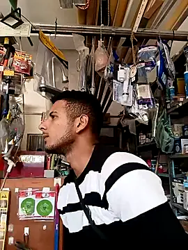 Chris Dick23 online show from December 14, 6:52 pm