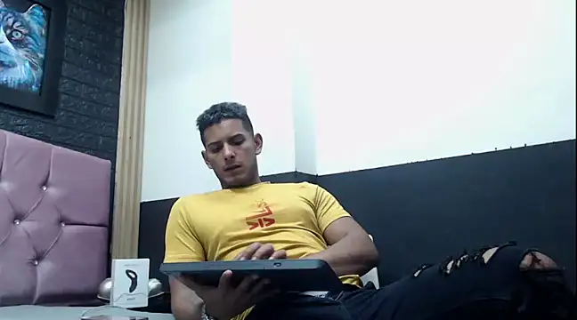 Chris Dick23 online show from January 21, 4:44 am