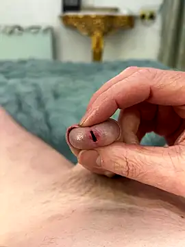 les-machinesxh online show from October 9, 11:31 pm