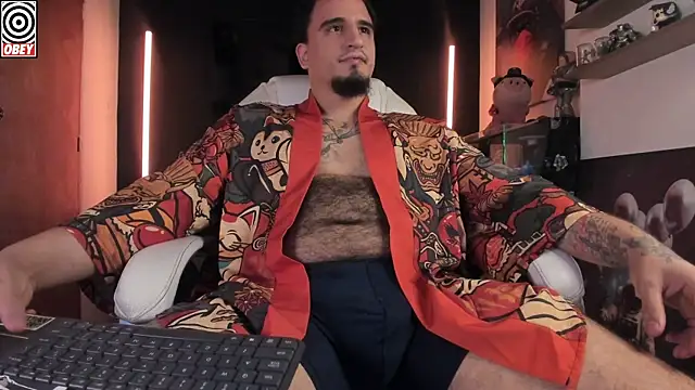 kingbear777 online show from April 10, 3:13 am