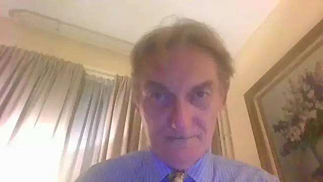 Snapshot of Alain-Bertrand chatting on October 27, 9:06 pm Alain-Bertrand online show from October 27, 9:06 pm