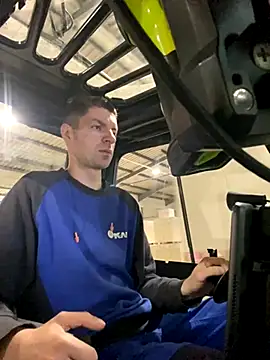 Ricoleckt online show from September 26, 5:32 pm