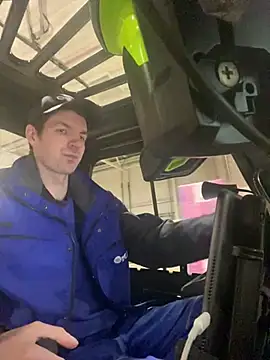 Ricoleckt online show from January 9, 5:43 pm