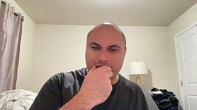 SluggishChase99 online show from November 18, 4:27 am