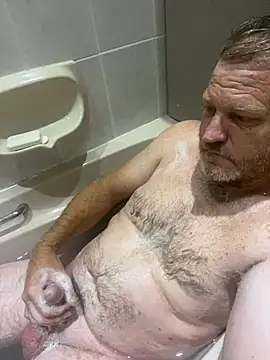 Snapshot of sexycouple109 chatting on January 9, 6:57 pm sexycouple109 online show from January 9, 6:57 pm