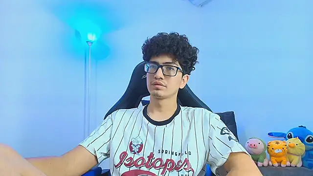 TylerWhite  online show from November 10, 7:46 am