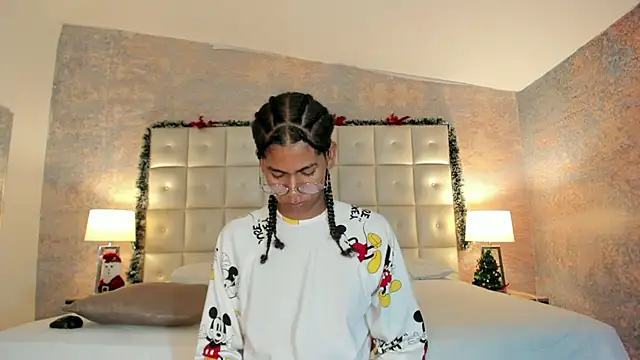 Maxim-Walker online show from January 6, 3:10 am