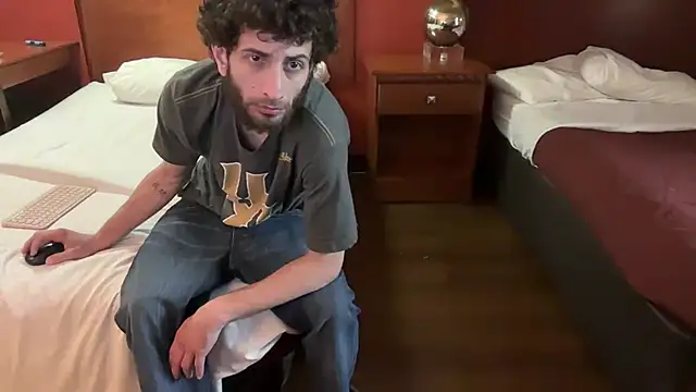 pantslesstraveler plt online show from September 27, 3:54 pm