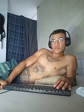 dualzinhoo online show from June 26, 11:07 pm