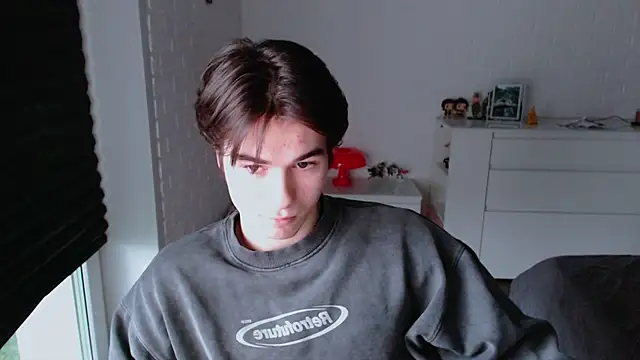 Snapshot of MarkusDean chatting on October 24, 10:39 am MarkusDean online show from October 24, 10:39 am