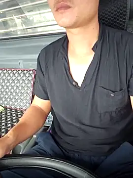 Snapshot of Vanilahirl chatting on October 16, 6:32 am Vanilahirl online show from October 16, 6:32 am