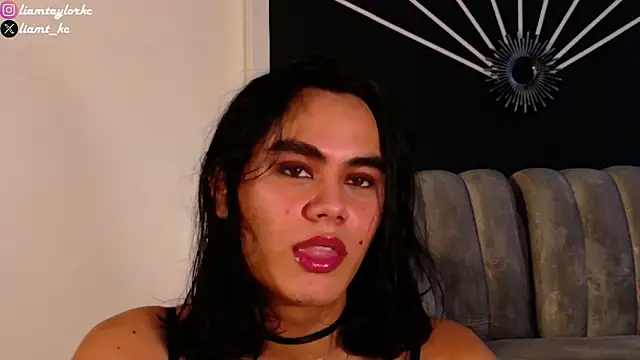 Snapshot of Liam_Taylor chatting on March 6, 10:58 pm Liam Taylor online show from March 6, 10:58 pm