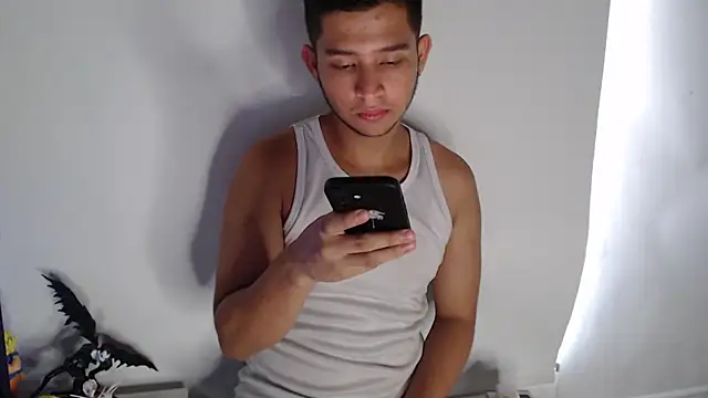 Snapshot of harold_18_ chatting on October 6, 6:45 pm harold 18  online show from October 6, 6:45 pm