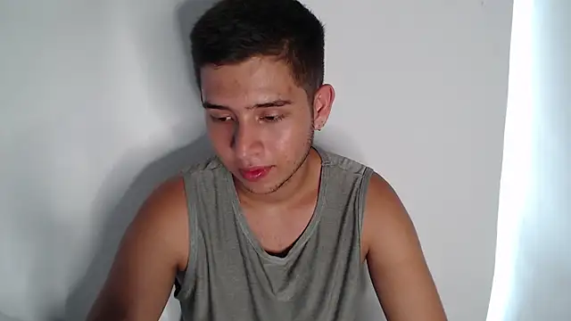 Snapshot of harold_18_ chatting on October 23, 6:55 pm harold 18  online show from October 23, 6:55 pm