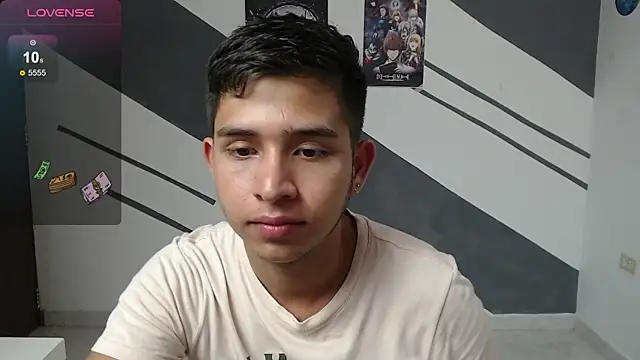 Snapshot of harold_18_ chatting on December 2, 8:20 pm harold 18  online show from December 2, 8:20 pm