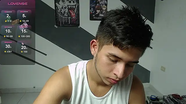 Snapshot of harold_18_ chatting on December 4, 7:23 pm harold 18  online show from December 4, 7:23 pm