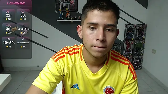 Snapshot of harold_18_ chatting on December 18, 6:35 pm harold 18  online show from December 18, 6:35 pm