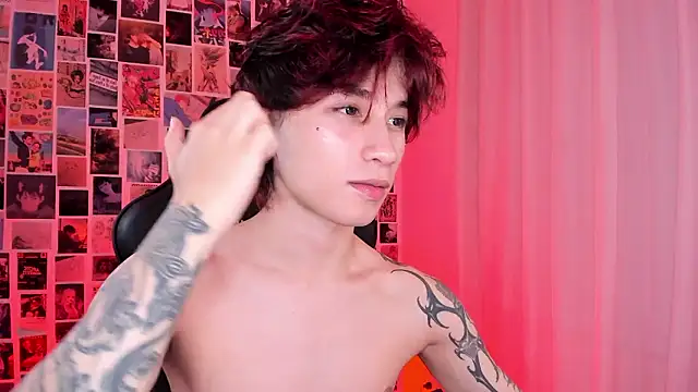 liamelf online show from March 5, 5:25 am