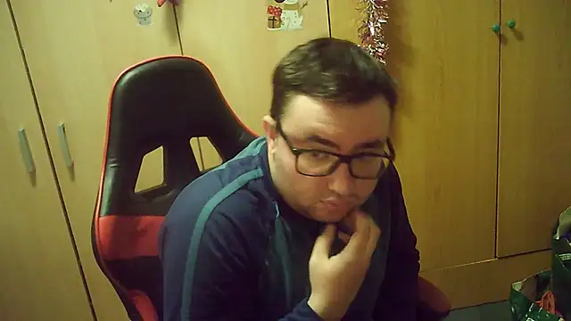 Javier bear online show from December 15, 10:23 am