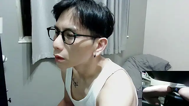 UndreamtM online show from September 30, 11:36 am