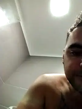 Snapshot of prynce_dickk chatting on December 11, 7:21 am prynce dickk online show from December 11, 7:21 am