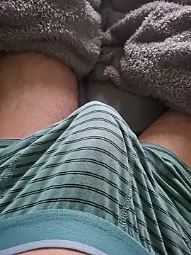 FreezingTie850 online show from March 31, 6:59 am