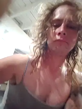 cdressupdiva online show from April 17, 8:06 am