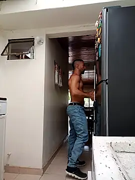 sebasxx97 online show from January 8, 2:44 pm