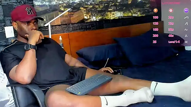 thomas santtos1 online show from March 1, 1:40 pm