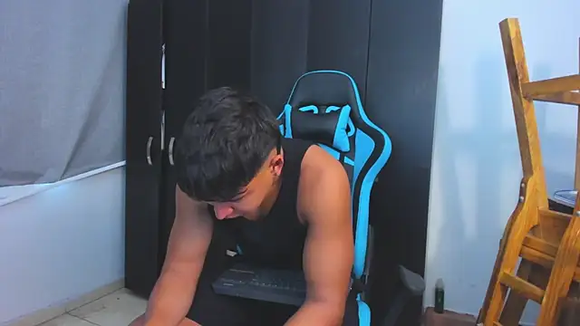 Bray Kevin online show from November 26, 4:21 pm