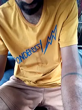 DulajThushara2468 online show from February 3, 3:26 am