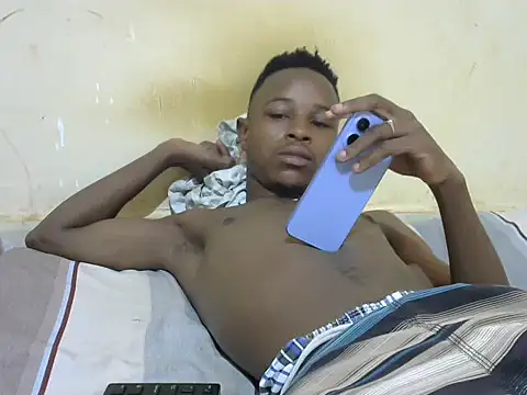 swthairydic online show from December 4, 10:00 am