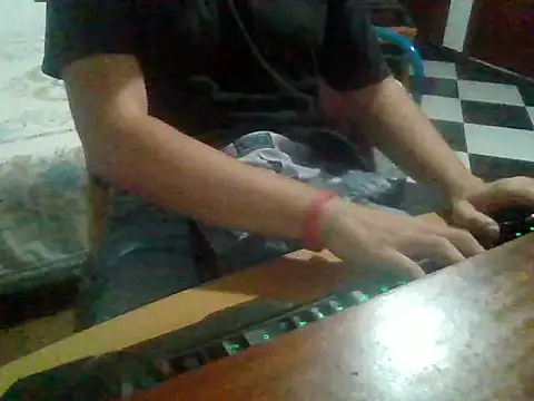 CummedCock online show from October 29, 5:05 pm