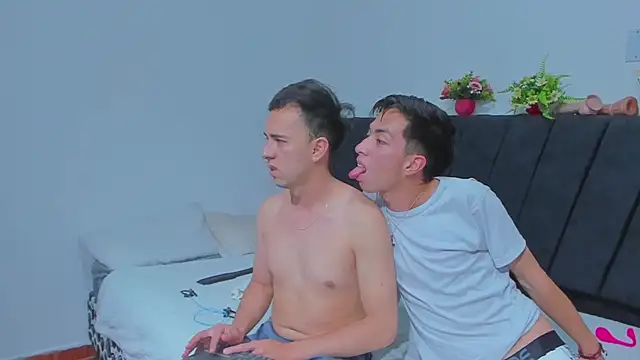 big-dicktop23 online show from October 6, 10:25 pm