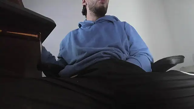 s sven03 online show from October 14, 4:08 am