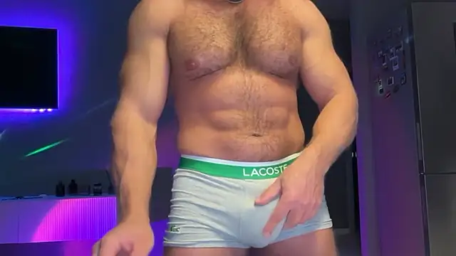 KarlosRichi online show from February 2, 2:36 pm