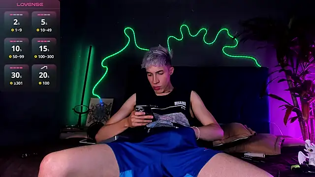 Angel Snowhotxxx online show from June 14, 1:47 am