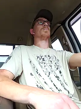 Snapshot of REDHAMMER_ chatting on October 13, 8:15 pm REDHAMMER  online show from October 13, 8:15 pm