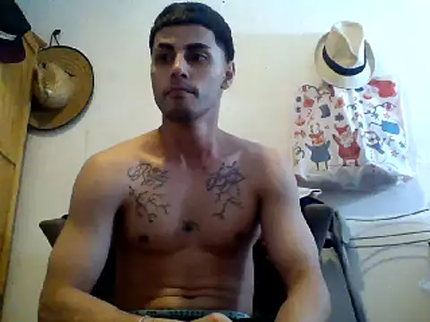 AronFoxx online show from March 3, 7:28 am