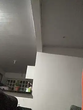 VitorXStrip online show from February 5, 4:30 am