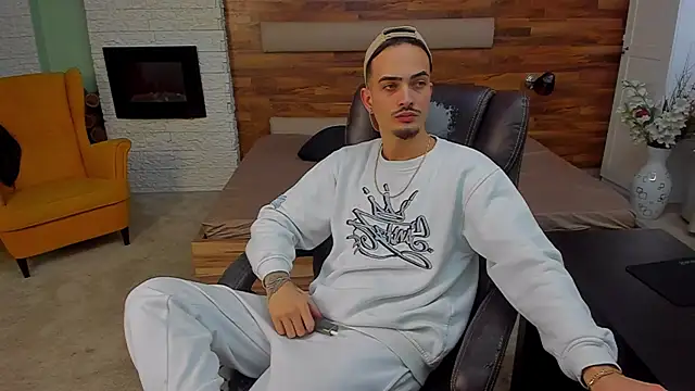 BrandonTate online show from February 16, 2:04 pm