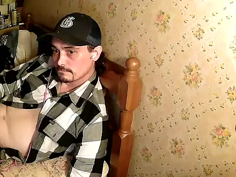 JustTylerr online show from May 25, 5:35 am