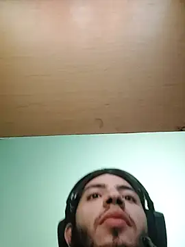 kleineid77 online show from January 3, 11:33 pm