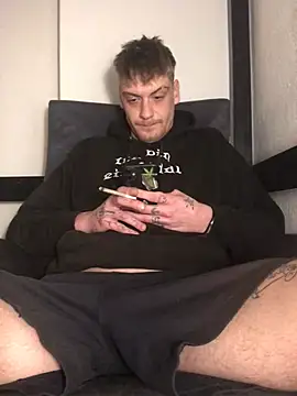 Simboxxx040 online show from March 22, 7:47 am