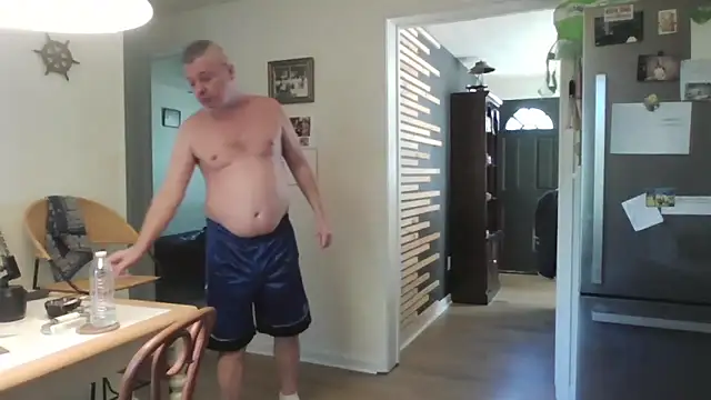 Snapshot of keiferkriss chatting on October 14, 6:04 pm keiferkriss online show from October 14, 6:04 pm