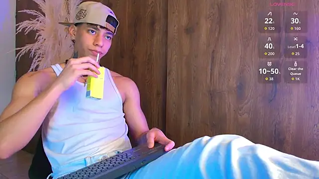 Josep Davies online show from October 1, 10:46 pm