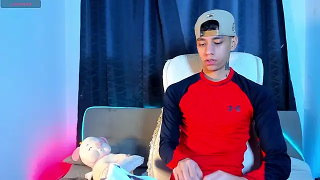 Josep Davies online show from December 28, 11:16 pm