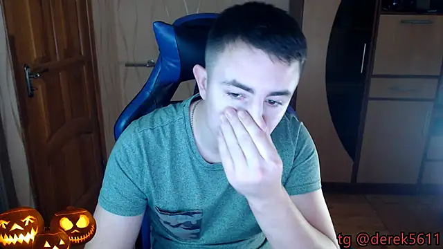 bigmark033 online show from October 31, 11:30 pm