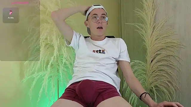 Elian Cooper online show from January 31, 1:23 pm